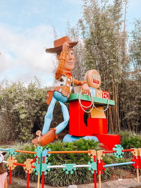 Slinky Dog Dash, Toy Story Land, Slinky Dog, Got To Be, Toy Story, Walt Disney, My Favorite, Toys, Disney