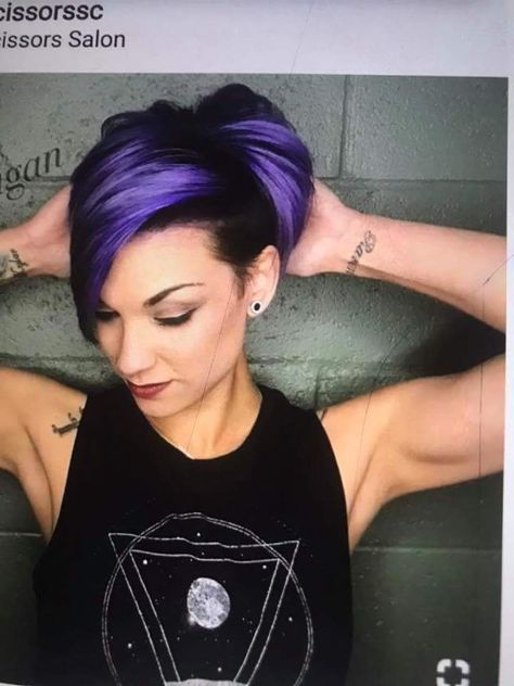 Short Purple Hair, Funky Hairstyles, Short Hair Color, Haircut And Color, Penteado Cabelo Curto, Short Hair Styles Pixie, Pixie Hairstyles, Great Hair, Hair Today