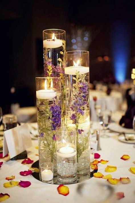 Rustic Wedding Alter, Floating Candle Centerpieces, Modern Wedding Flowers, Floating Candle, Prom Decor, Post Facebook, Stylish Eve, Aisle Decor, Rustic Chic Wedding