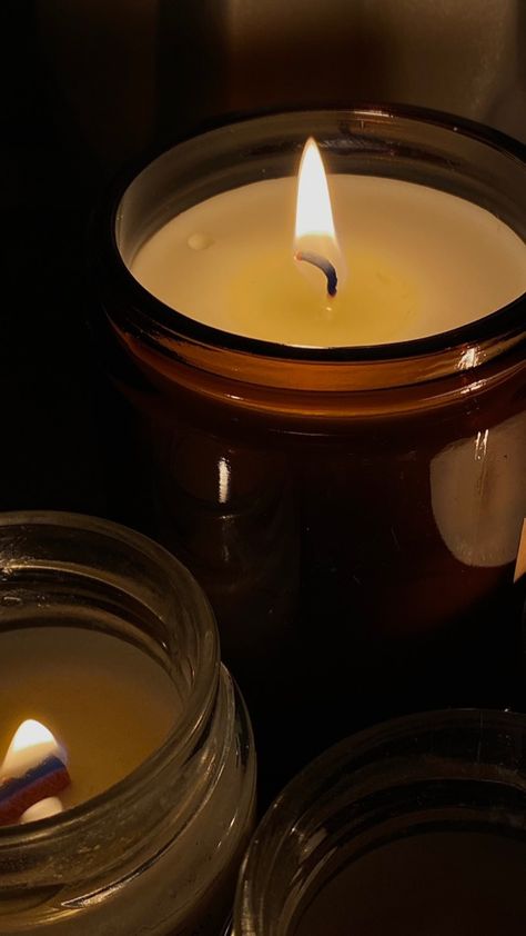 Candle Asethic, Cozy Candle Aesthetic, Morning Candle, Harry Potter Rpg, Content Photos, Candle Obsession, Candles Aesthetic, Cozy Candles, Closer Quotes Movie