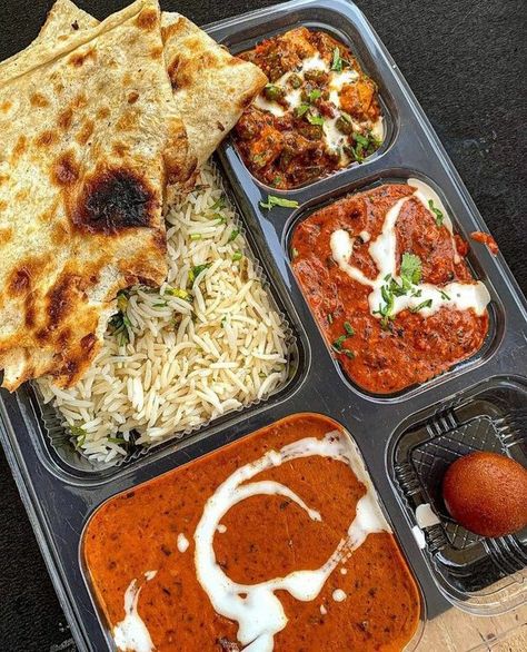 (227) Quora Punjabi Thali, Indian Food Photography, Punjabi Food, Vegetarian Snacks Recipes, Desi Food, India Food, Vegetarian Snacks, Yummy Comfort Food, Think Food