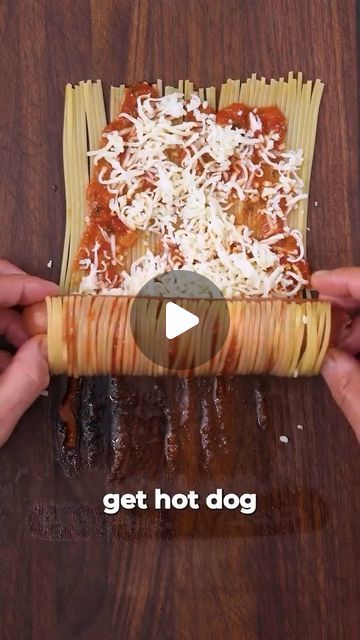 Hawaii's Best Kitchens on Instagram: "HAVE YOU HAD A SPAGHETTI HOT DOH!!

Spaghetti Hot Dogs are better than spaghetti and hot dogs.

INGREDIENTS + RECIPE

2 jumbo hot dogs
8oz spaghetti
1/2 cup marinara
1 cup grated mozzarella cheese
1/4 grated parm

RICOTTA SPREAD
1/2 cup ricotta cheese
1/4 cup ground pecorino romano
2 tbsp chopped parsley

GARLIC BUTTER SPREAD
1/2 cup melted garlic butter
1/4 cup ground parmesan cheese
2 tbsp chopped parsley for garnish 
.
.
🎞 @thejoshelkin #foodies #homecooking #recipes #spaghetti #hotdog #hawaiisbestkitchens #hawaii #kingshawaiianrolls" Spaghetti Hotdogs, Spaghetti Hot Dogs, Hot Dog Spaghetti, Ricotta Spread, Garlic Butter Spread, Best Kitchens, Recipes Spaghetti, Pecorino Romano, Hawaiian Rolls