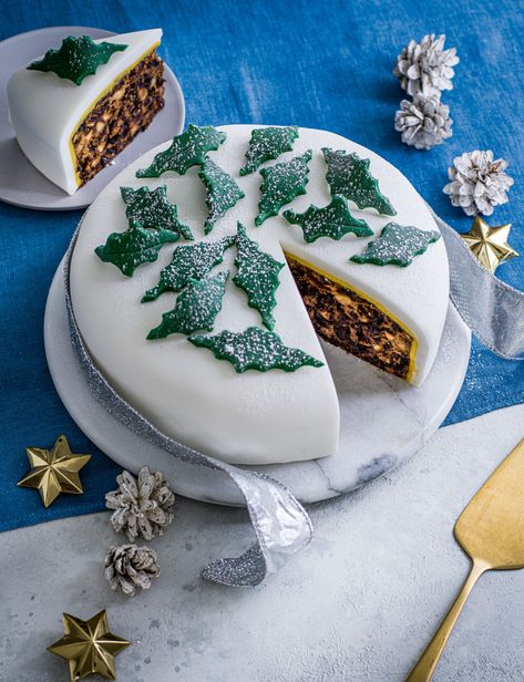 Mary Berry Christmas Cake, Cake Icing Recipe, Christmas Cake Recipe Traditional, Mary Berry Christmas, Traditional Christmas Cake, Christmas Cake Recipe, Cakes Christmas, Mary Berry Recipe, Fruit Cake Christmas