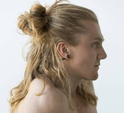 side view of a man with blonde hair in a half up man bun hairstyle Style For Medium Length Hair, Viking Hairstyles For Men, Ponytail Haircut, Viking Haircut, Viking Hairstyles, Blonde Bun, Half Bun Hairstyles, Medium Length Blonde, Man Bun Hairstyles