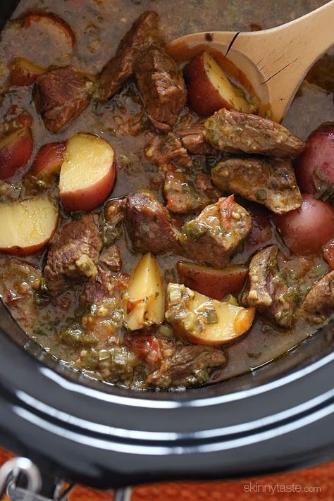 Crock Pot Carne Guisada (Latin Beef Stew) | Skinnytaste Carne Guisada Crock Pot, Low Calorie Beef Stew Crock Pots, Carne Guisada Recipe Slow Cooker, Crockpot Carne Guisada, Crockpot Carne Guisada Slow Cooker, Carne Guisada, Skinny Taste Recipes, Beef Stew Recipe, Crock Pot Slow Cooker