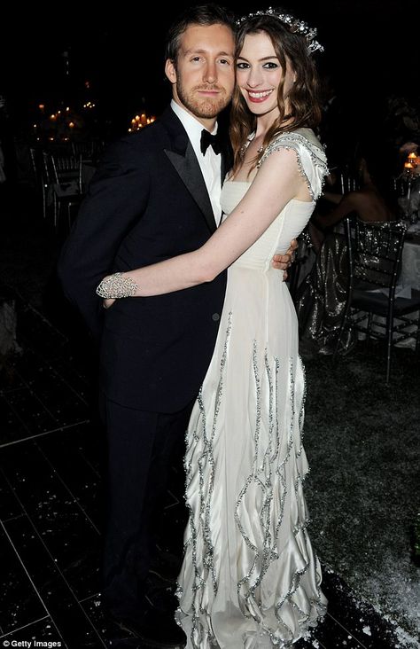 Just married: Anne Hathaway tied the knot with Adam Shulman on Saturday at a ceremony which took place in Big Sur Anne Hathaway Wedding, Adam Shulman, Celebrity Wedding Photos, Celebrity Bride, Valentino Gowns, Celebrity Wedding Dresses, Wedding Movies, Hollywood Wedding, Hollywood Couples