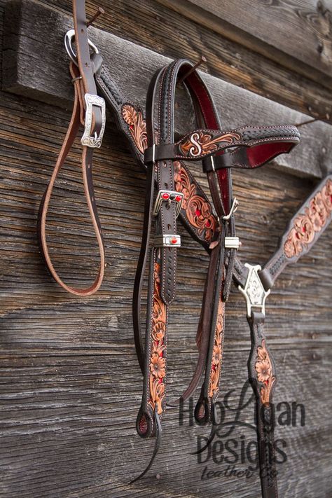 Trail Riding Tack, Bling Tack Sets, Western Tack Sets, Barrel Racing Tack Rodeo, Horses Tack, Bling Tack, Horse Tack Rooms, Barrel Racing Tack, Cowboy Gear