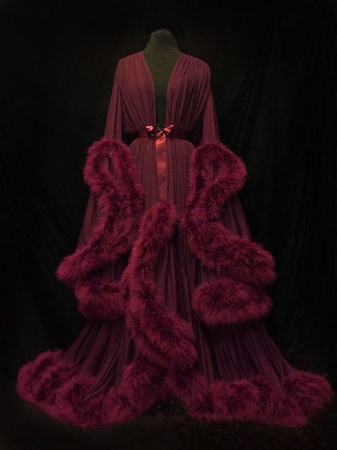 Fancy Robes, Lingerie Party, Looks Party, Moda Vintage, Vintage Lingerie, Bustiers, Mode Inspiration, A Dress, Night Gown