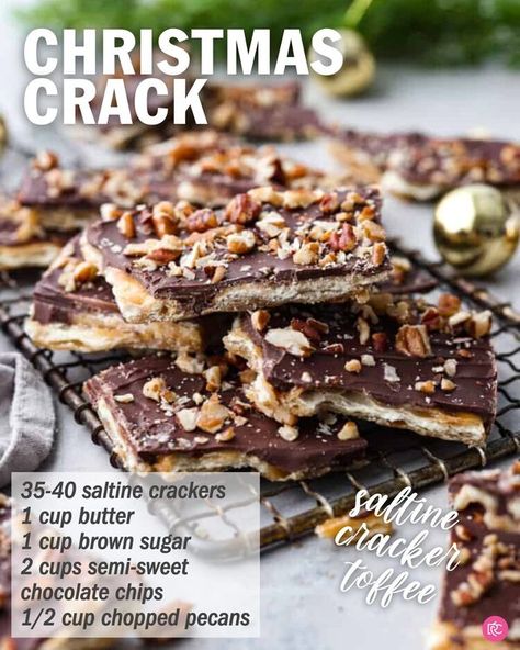 The Recipe Critic Saltine Cracker Toffee, Cracker Candy, Cracker Toffee, Toffee Recipe, Recipes Snacks, Christmas Candy Recipes, Candy Recipes Homemade, Christmas Snacks, Köstliche Desserts