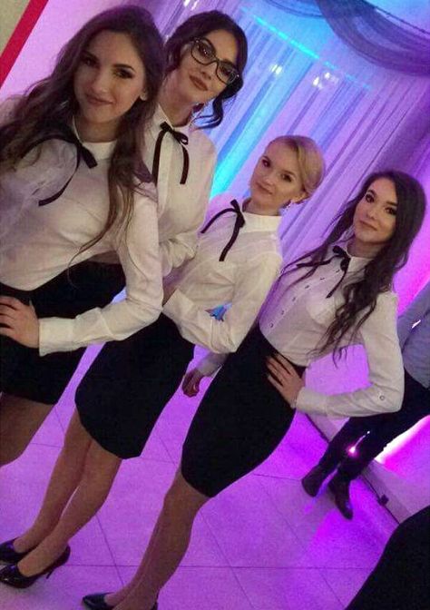 Waitress Outfit, Outfit Elegante, Woman In Suit, Formal Clothing, Black Skirts, Black Bows, Pretty Shirts, Uniform Fashion, Shirts Black