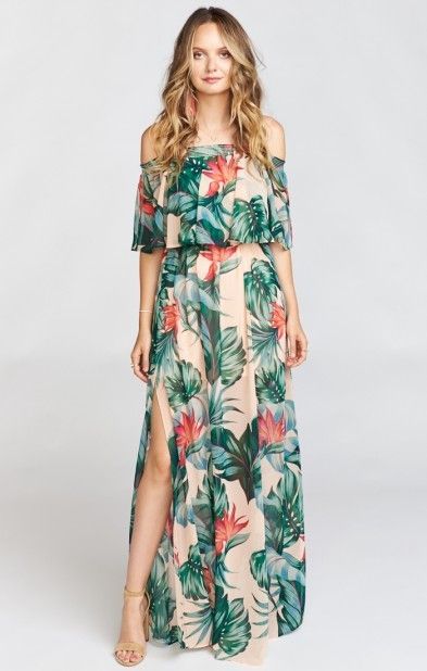 Hacienda Maxi Dress ~ Kauai Kisses Mumu Bridesmaid Dresses, Tropical Outfit, Tropical Maxi Dress, Tropical Print Dress, Tropical Dress, Elegante Casual, Hawaiian Dress, Beach Maxi Dress, Outfit Trends