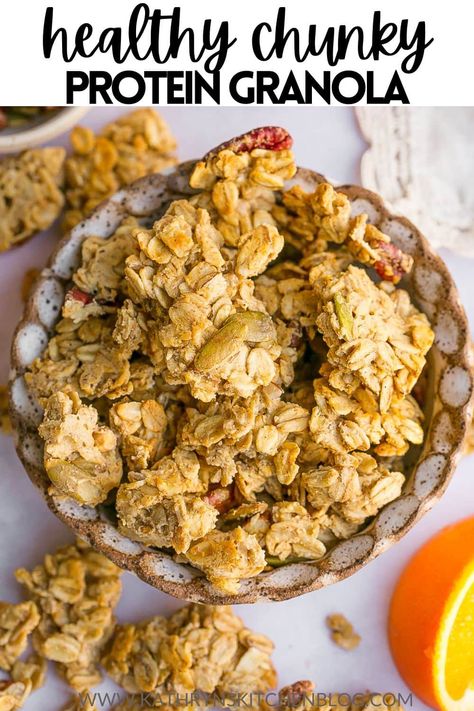 Easy Homemade Protein Granola Recipe (Can be Gluten-Free) Healthy Protein Granola, Homemade Protein Granola, Protein Granola Recipe, Granola Recipe Healthy, Protein Granola, Granola Recipe, Vanilla Flavor, Breakfast Meal Prep, Granola Recipes