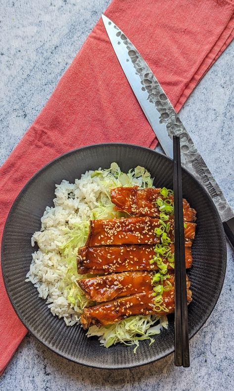 Meaty king trumpet mushrooms are the star of this dish when they are unraveled, battered, and fried into a crisp katsu. A sweet, complex, and spicy gochujang sauce dresses the cutlet for a bite that will have you questioning– what else can a mushroom can hide as? ...⁠ 🔪 10" Sujihiki Slicer ...⁠ 'Gochujang Mushroom Katsu' recipe is out now on our Test Kitchen! Mushroom Katsu, Gochujang Mushrooms, Trumpet Mushrooms, Squash Gratin, Butternut Squash Gratin, Katsu Recipes, Vegetable Slice, Gochujang Sauce, Fall Vegetables