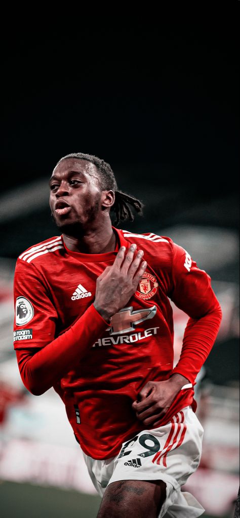 AWB Wan Bissaka Wallpaper, Aaron Wan Bissaka, Wan Bissaka, Football Heritage, Soccer Wallpapers, Soccer Backgrounds, Juventus Soccer, Real Madrid Shirt, United Wallpaper