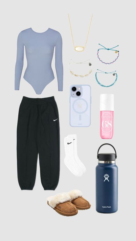 outfit of the day 001 #ootd #ootdinspo #basic #kendrascott #puravida #soldejaneiro #hydroflask #uggs #nike Uggs With Nike Socks, Winter Outfits Shuffles, Nike Socks Outfit, Brown Uggs, Nike Crew Socks, Sock Outfits, Nike Socks, Crew Socks, Everyday Outfits