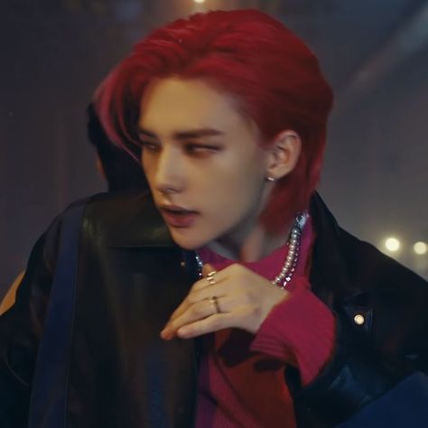 hyunjin red hair stray kids icon pfp Boyfriend Hyunjin, My Idol, X Reader, Red Hair, The Story, Wattpad, Books, Red, Hair