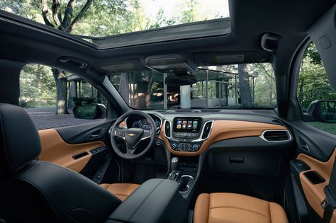 2018 Chevrolet Equinox interior large glass roof Wood Steps, Small Suv, Chevy Equinox, Chevrolet Captiva, Chevrolet Trax, Chevrolet Traverse, Chevy Suburban, Glass Roof, Porsche Panamera