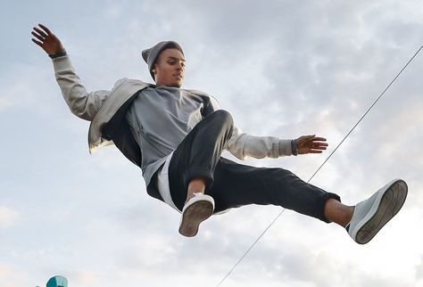 Dynamic Poses Parkour, Climbing Through Window Reference, Jumping Forward Pose Reference, Parkour Reference, Leaping Pose, Parkour Photography, Falling Pose, Sculpture Reference, Jumping Poses