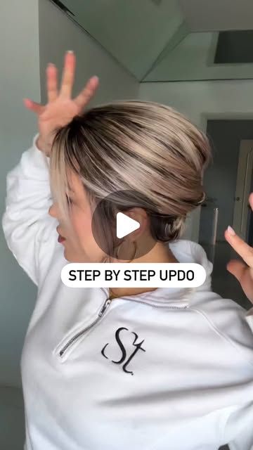 Ekaterina Guerra | Short Hairstyles + Makeup on Instagram: "#updotutorial Hope this helps😙   #hairstyleoftheday #shorthairupdo #bobupdo #shorthairstyle #partyhairstyle #holidayhairstyle #tutorialdepeinado #bob #shorthairinspo" Short Hair Visor Styles, Diy Formal Hairstyles For Short Hair, Hair Do For Shoulder Length Hair, Shoulder Length Hairdos Easy Updo, Short Hair Formal Hairstyles Updo, Shoulder Length Hair Black Tie Event, Updos For Short Bobs, Short Easy Updos For Short Hair, Updos For Short Bob Hair