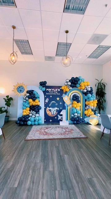 Sabika- Bay Area Luxury Events & Weddings on Instagram: "First Trip Around the Sun Birthday 🚀☀️ Catering: @events_by_tsunamiofspices #spacetheme #firsttriparoundthesun #firstbirthday #bayareaeventplanner #bayareaballoons #sanfrancisco #bayarea" Astro Party Theme, Astronaut Balloon Garland, First Trip Around The Sun Backdrop Ideas, Trips Around The Sun Birthday, First Trip Around The Sun Birthday Party Backdrop, Around The Sun Birthday, A Trip Around The Sun Birthday, First Trip Around The Sun Birthday Theme, 1st Year Around The Sun