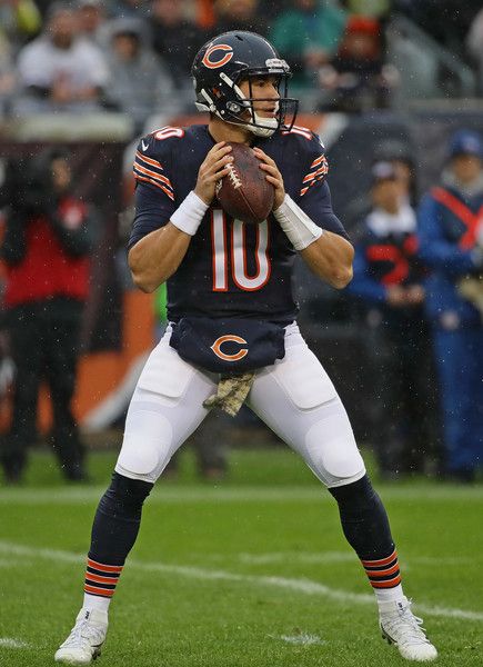 Mitch Trubisky Mitch Trubisky, Mitchell Trubisky, Chicago Bears Wallpaper, Chicago Bears Pictures, Bears Pictures, Bears Wallpaper, Nfl Bears, Chicago Bears Football, Bears Football