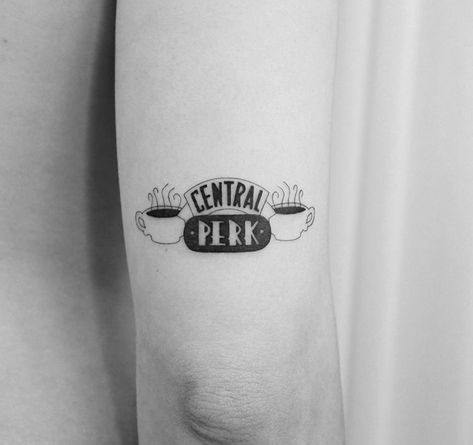 Central Perk Tattoo, Friends Series Tattoo Ideas, Tattoo Ideas Friends Tv Show, Friends Tatoos Tv Show, Tattoo Friends Serie, Friends Tatoos, Friends Tattoo Tv Show, Friends Tv Show Tattoo Ideas, Cinema Tattoo