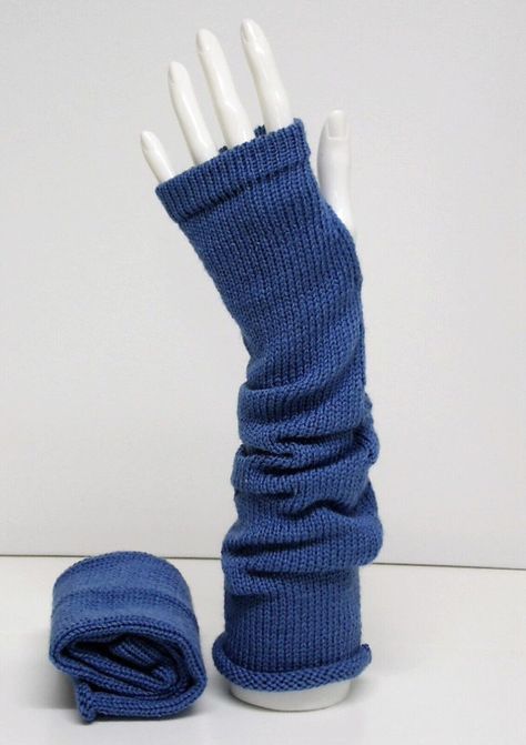 Blue Gloves, Gloves Fashion, Different Hats, Diy Clothes Design, Crochet Fingerless Gloves, Turban Hat, Wrist Warmers, Knitted Gloves, Mitten Gloves