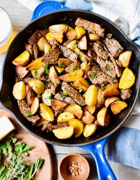 Garlic Butter Steak Potatoes, Top Sirloin Recipes, Best Steak Recipe, Petite Sirloin, Top Sirloin Steak Recipe, Steak And Potatoes Skillet, Garlic Butter Steak And Potatoes, Butter Steak And Potatoes, Sirloin Recipes