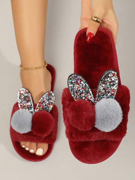 Fancy Slippers, Novelty Slippers, Fun Slippers, Stylish Shoes For Women, Pom Pom Decorations, Fluffy Shoes, Ear Design, Fluffy Slippers, Plush Slippers