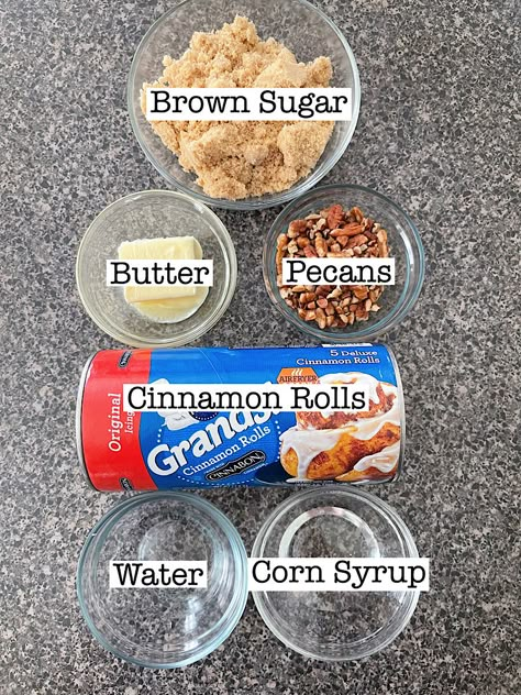 Pecan Rolls Recipe, Pillsbury Cinnamon Roll Recipes, Cinnamon Roll Monkey Bread, Pecan Cinnamon Rolls, Pillsbury Cinnamon Rolls, Cinnabon Cinnamon Rolls, Cinnamon Roll Recipes, Monkey Bread Recipe, Caramel Rolls