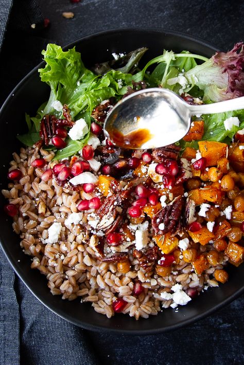 Harvest Grain Bowl Buddha Bowl With Sweet Potato, Fall Buddha Bowl Vegan, Harvest Buddha Bowl, Harvest Grain Bowl, Buddha Bowl Butternut Squash, Fall Harvest Bowl, Thai Peanut Sweet Potato Buddha Bowl, Buddha Bowl Recipe, Harvest Bowl