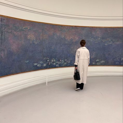 Claude Monet Inspired Fashion, Monet Orangerie, Museum Pose, Orangerie Paris, Brighton Townhouse, Paris Rooftops, Paris 2023, Art Foundation, Coffee Drawing