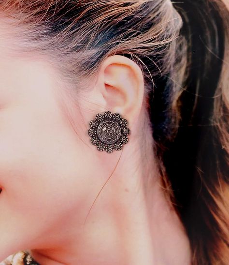 Black Metal Jewelry, Indian Jewellery Design Earrings, Indian Jewellery Design, Engagement Party Wedding, Jewelry Design Earrings, Indian Earrings, Fashion Jewelry Sets, Oxidised Jewellery, Feb 2