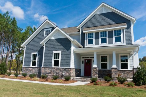 Best Siding and Trim Color Combos Vinyl Siding Color Schemes, Exterior Paint Combinations, Vinyl Siding Colors, Exterior Paint Color Combinations, Best Exterior House Paint, Blue Siding, Best Exterior Paint, Color Combinations Paint, Paint Combinations