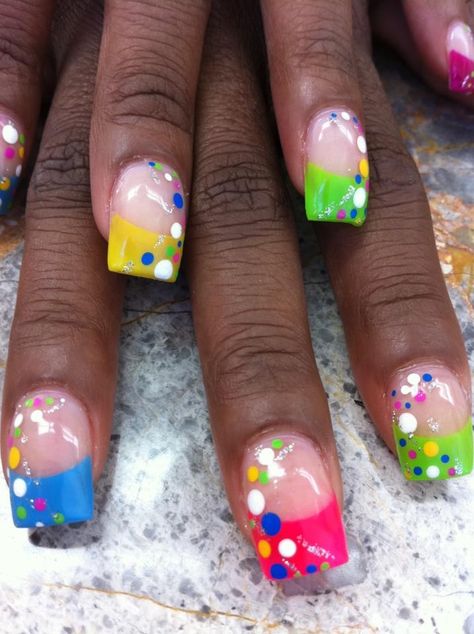 Colorful pokadot nail designs Pokadot Nail Designs, Rainbow Nails With Rhinestones, Pokadot Nails Acrylic, Polka Dot Nail Designs, Black Hair Growth, Polka Dot Nail Art, Dot Nail Art, Nail Art Designs Diy, The Claw