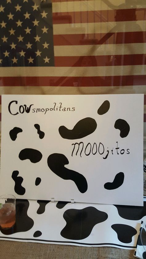 Two perfect cow themed cocktails. Cow Themed Drinks, Cow Themed Cocktails, Cow Themed Appetizers, Cow Bridal Shower Ideas, Themed Cocktails, Hens Party Themes, Cow Birthday Parties, Cow Birthday, Moo Moo