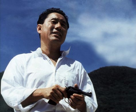 Sonatine Takeshi Kitano, Takeshi Kitano, Audrey Hepburn Inspired, Mafia Gangster, Japanese Pop Art, Asian Film, Japanese Film, Movie Shots, Japan Culture