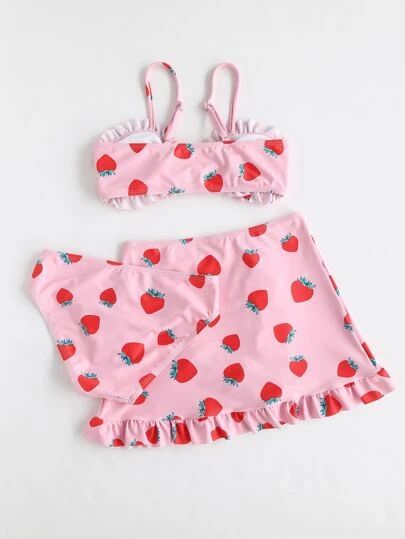 Shop Kids Swimsuits, Bathing Suits | Trendy Swimwear | SHEIN USA Strawberry Prints, Swimwear Shein, Swimming Outfits, New Hair Look, Trendy Swimwear, Beach Skirt, Strawberry Print, Cute Bikinis, Kids Swimwear