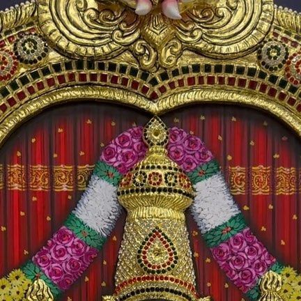 Sankalp Arts & Crafts on Instagram: "🌟 Experience the divine presence with our 3D embossed Balaji Tanjore Painting! 🎨🙏 Immerse yourself in the intricate craftsmanship and vibrant colors of this sacred art form from South India. ✨🌺 Let the aura of Lord Balaji fill your space with blessings and positivity. 🌟✨ Elevate your decor and embrace the divine with our exquisite Balaji Tanjore Painting today! 🌸🙏 #tanjorepainting #tanjore #tanjoreart #tanjorepaintings #trending #instagood #instart #cr Lord Balaji Tanjore Painting, Balaji Tanjore Painting, Lord Balaji, Tanjore Painting, Krishna Painting, South India, Sacred Art, The Divine, Art Forms