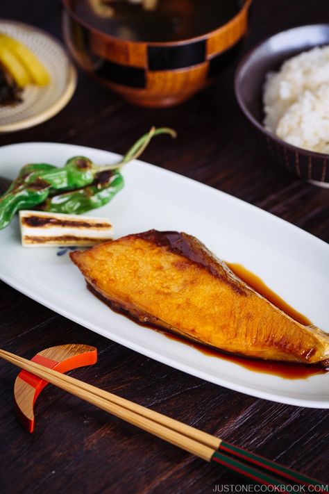 Yellowtail Teriyaki - A classic fish dish in Japan.  Simple and elegant with the perfect glaze of teriyaki sauce. #Yellowtail #Teriyaki #Shishito #Buri #fish #ぶりの照り焼き | Easy Japanese Recipes at JustOneCookbook.com Okazu Recipe, Yellowtail Recipe, Teriyaki Recipes, Holiday Seafood Recipes, Pork Bowl Recipe, Shishito Pepper, Steam Rice, Recipe Japanese, Teriyaki Chicken And Rice