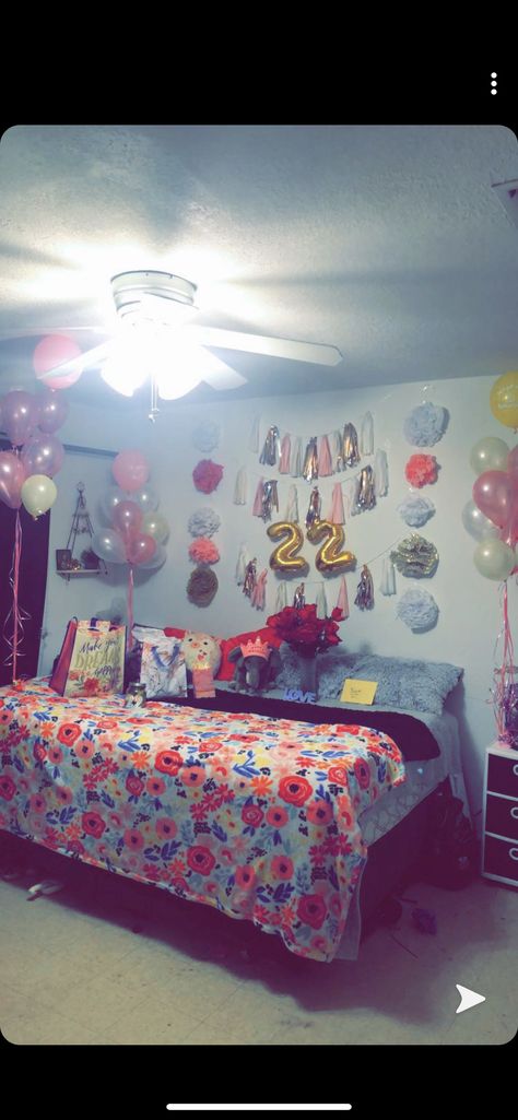 Cute ideas to decorate your roommates room. All of the decorations and balloons bought from DT. Birthday Room Surprise, Roommate Rooms, Birthday Surprise, Balloons, Bed, Birthday, Furniture, Home Decor