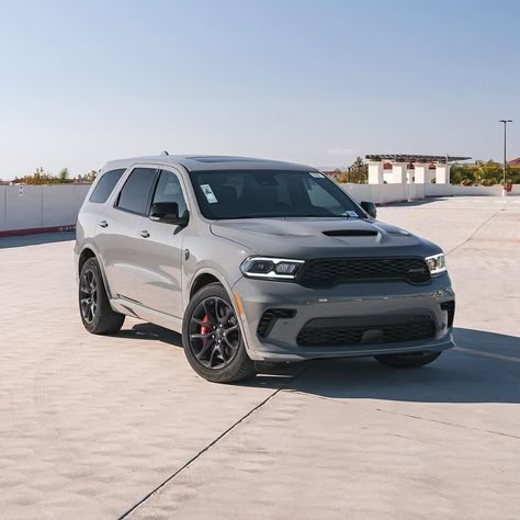 Dodge Suv Durango, Hellcat Durango, Durango Truck, Dodge Durango Srt Hellcat, Dodge Suv, Luxury Suv Cars, Dodge Durango Srt, Dodge Hemi, Civic Car