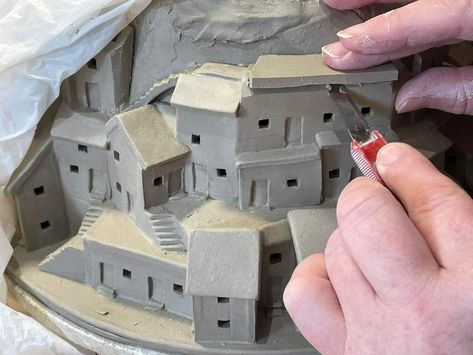 Ceramic Buildings Architecture, Ceramic Diorama, Ceramics Architecture, Clay Landscape, Ceramic Building, Architectural Ceramics, Ceramic Village, Clay City, Ceramic Cafe