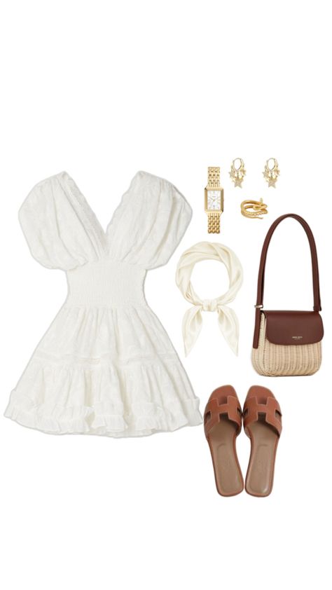 Honey Moon Outfit, Country Housewife, Honeymoon Looks, Moon Outfit, God Clothes, France Outfits, Day Fits, Honeymoon Outfits, Europe Outfits