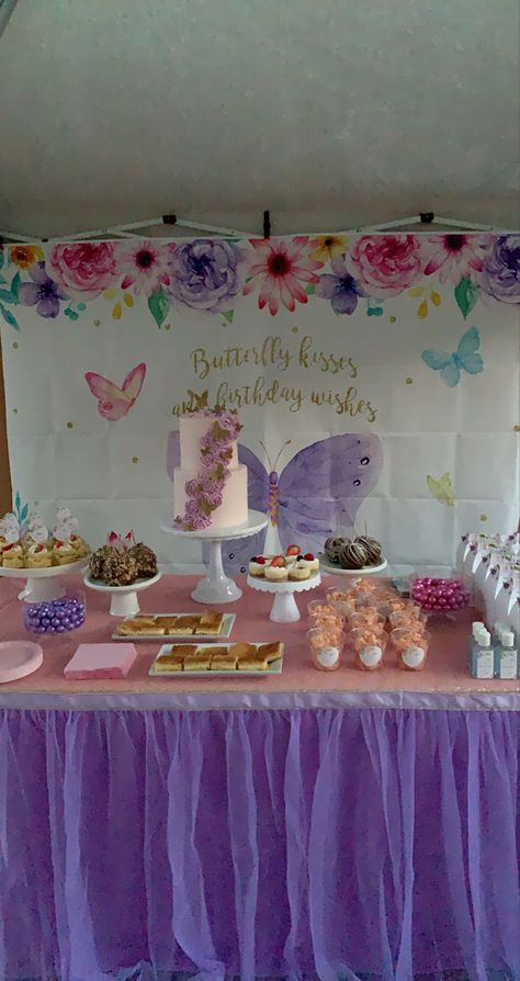 Dessert Table Butterfly Theme, Butterfly Dessert Table, Lavender Baby Showers, Sweet Corner, Butterfly Baby Shower, Butterfly Theme, Butterfly Birthday, Corner Table, Butterfly Baby