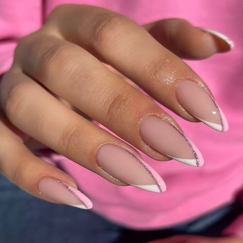 Oval Nails Designs French, Elegant Almond Nails Classy Ombre, Vacation French Nails, Clear Summer Nails, French Manicure Nails Design Classy, Almond Shaped Nails Designs Spring, Chic Nail Designs Classy, Almond Classy Nails, Pretty Almond Nails Classy