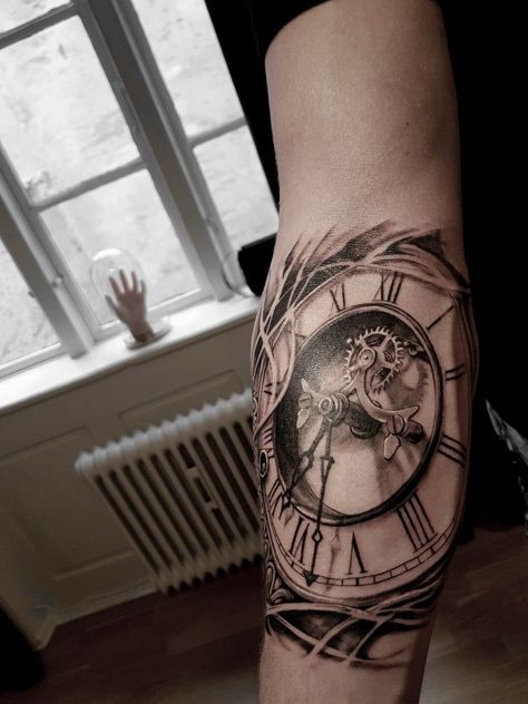 Big Ben Tattoo, Tattoos Arm Mann, Rip Tattoo, G Tattoo, Pocket Watch Tattoo, Watch Tattoos, Reference Pics, Compass Tattoo