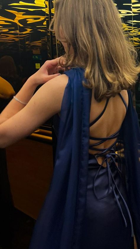 Dark Blue Prom Dress Aesthetic, Dark Blue Dress Aesthetic, Ball Dress Aesthetic, Dark Academia Blue, Prom Dresses Aesthetic, Prom Dress Aesthetic, Sapphire Blue Dress, Dark Blue Prom Dress, Prom Dresses Classy