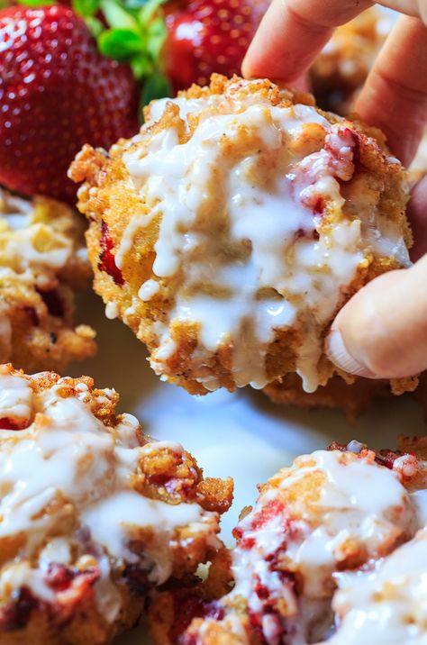 Glazed Strawberry Fritters are crisp on the outside with chunks of fresh strawberry on the inside. Strawberry Fritters, Spicy Southern Kitchen, Southern Kitchen, Southern Kitchens, Fritter Recipes, Apple Fritters, Cinnamon Flavor, Frozen Strawberries, Pie Dessert