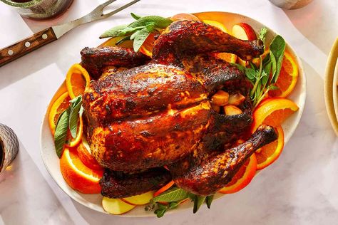 Turkey In Oven, Turkey And Gravy, Glazed Turkey, Turkey Glaze, Turkey Broth, Smoked Turkey, Gravy Recipes, Sweet Potato Recipes, Roasted Turkey